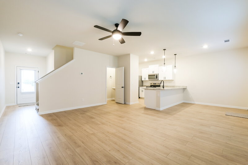 1,920/Mo, 148 Sunfish Cir Jefferson, GA 30549 Living Room View 2