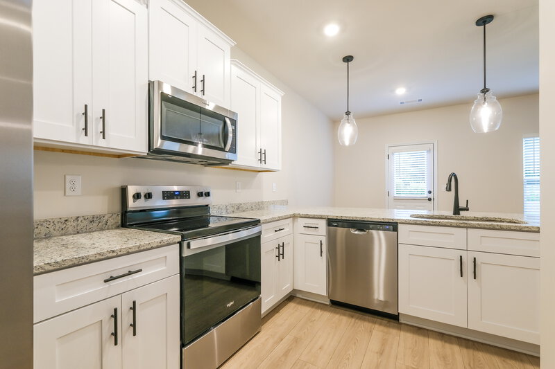 1,920/Mo, 148 Sunfish Cir Jefferson, GA 30549 Kitchen View
