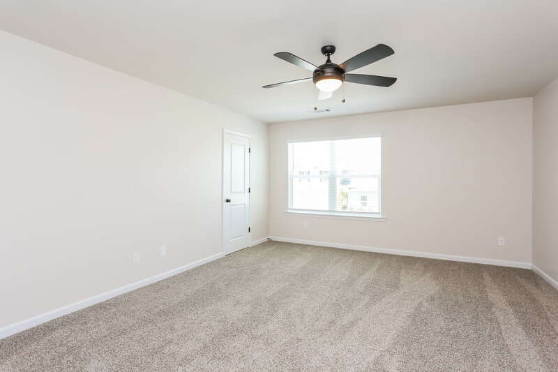 1,825/Mo, 165 Egret Ct Jefferson, GA 30549 Main Bedroom View