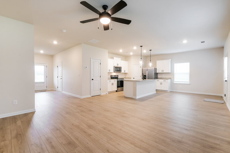 1,965/Mo, 134 Sunfish Cir Jefferson, GA 30549 Living Room View
