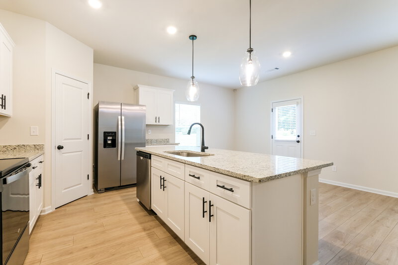 1,965/Mo, 134 Sunfish Cir Jefferson, GA 30549 Kitchen View
