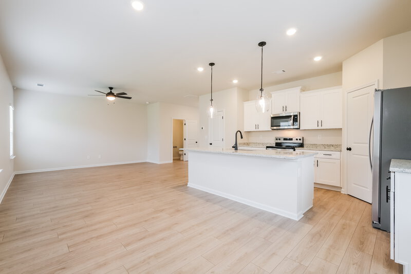 2,025/Mo, 167 Darter Ct Jefferson, GA 30549 Living Room View