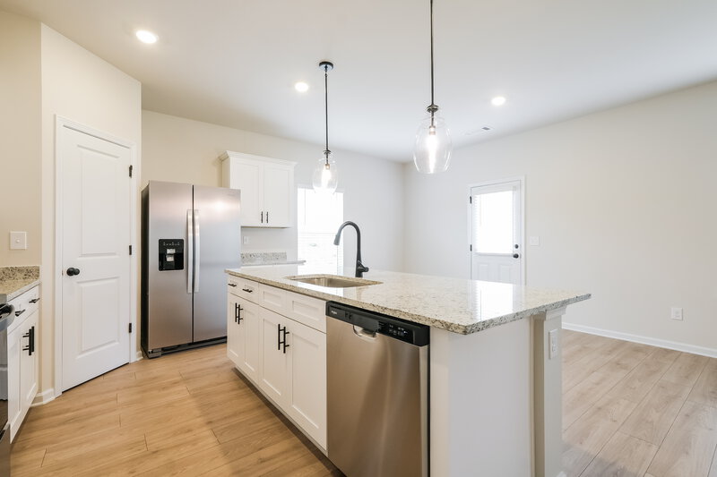 2,025/Mo, 167 Darter Ct Jefferson, GA 30549 Kitchen View 2