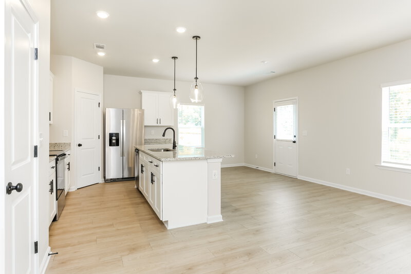 1,965/Mo, 179 Egret Ct Jefferson, GA 30549 Living Room View