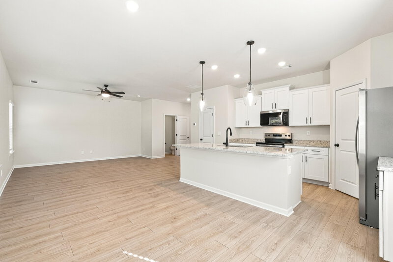 2,125/Mo, 434 Sunfish Cir Jefferson, GA 30549 Living Room View