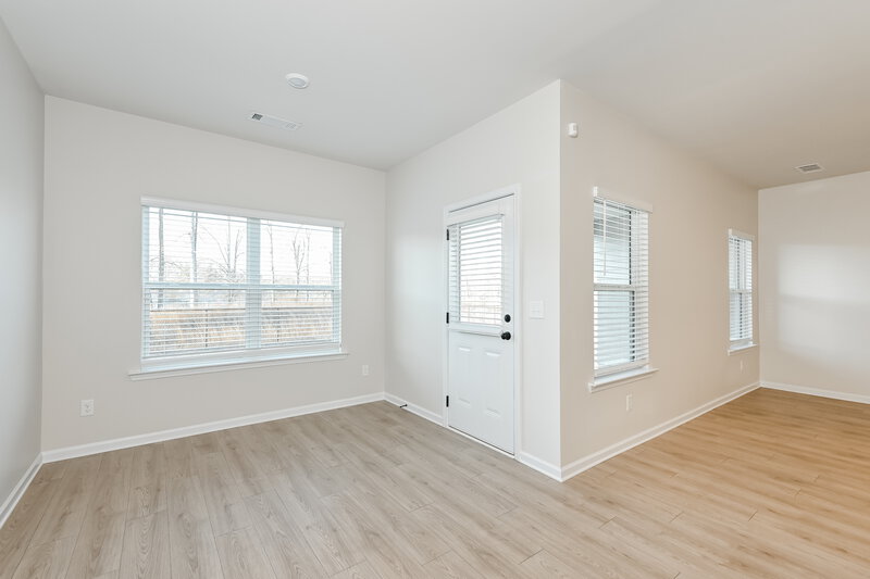 2,105/Mo, 263 Egret Ct Jefferson, GA 30549 Floorplan View 2