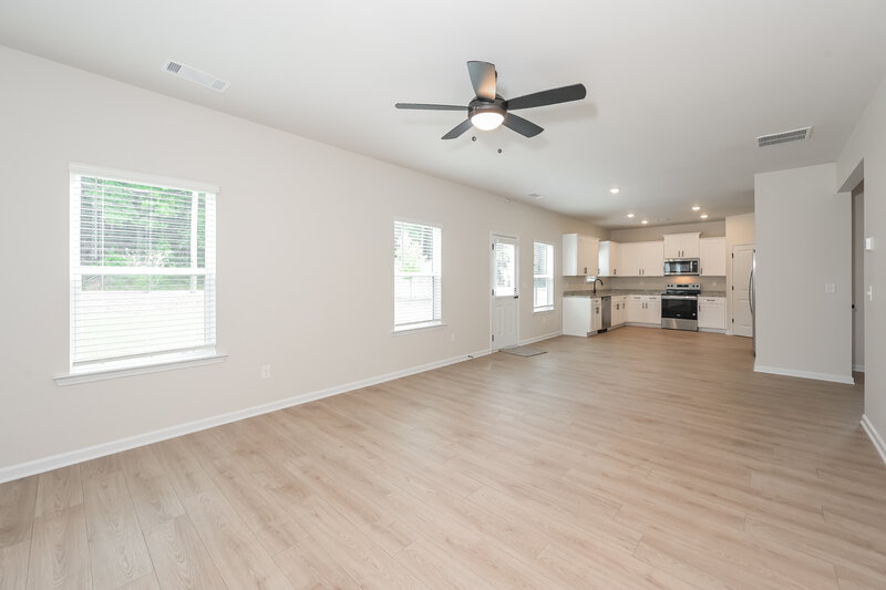 2,195/Mo, 120 Sunfish Cir Jefferson, GA 30549 Family Room View 2