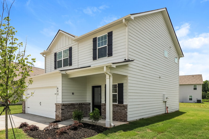 2,070/Mo, 643 Mackenzie Cv Villa Rica, GA 30180 Front View