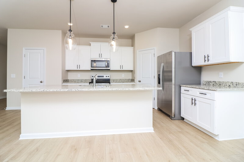 2,070/Mo, 643 Mackenzie Cv Villa Rica, GA 30180 Kitchen View