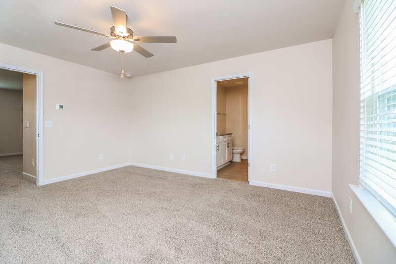2,070/Mo, 643 Mackenzie Cv Villa Rica, GA 30180 Main Bedroom View