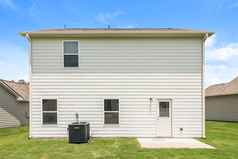 2,070/Mo, 643 Mackenzie Cv Villa Rica, GA 30180 Rear View