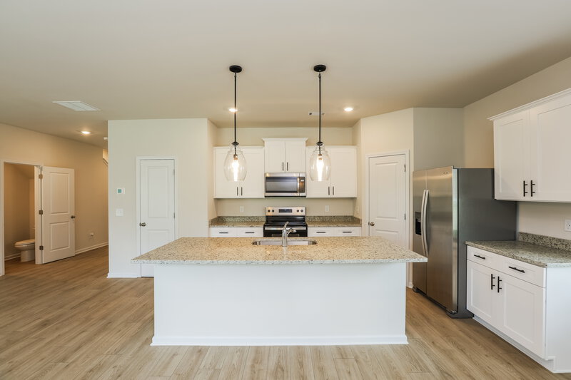 1,970/Mo, 658 Mackenzie Cv Villa Rica, GA 30180 Kitchen View 2