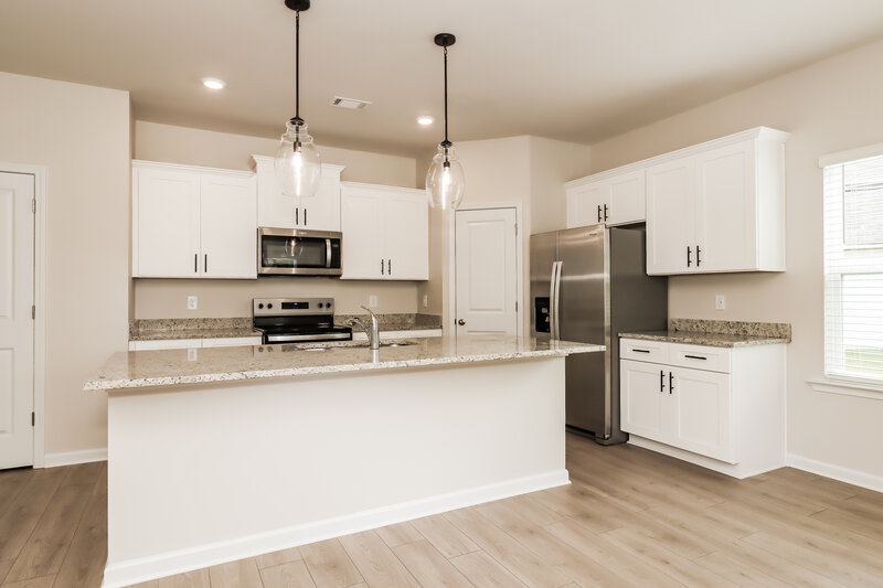 1,990/Mo, 210 Katelyn Way Villa Rica, GA 30180 Kitchen View