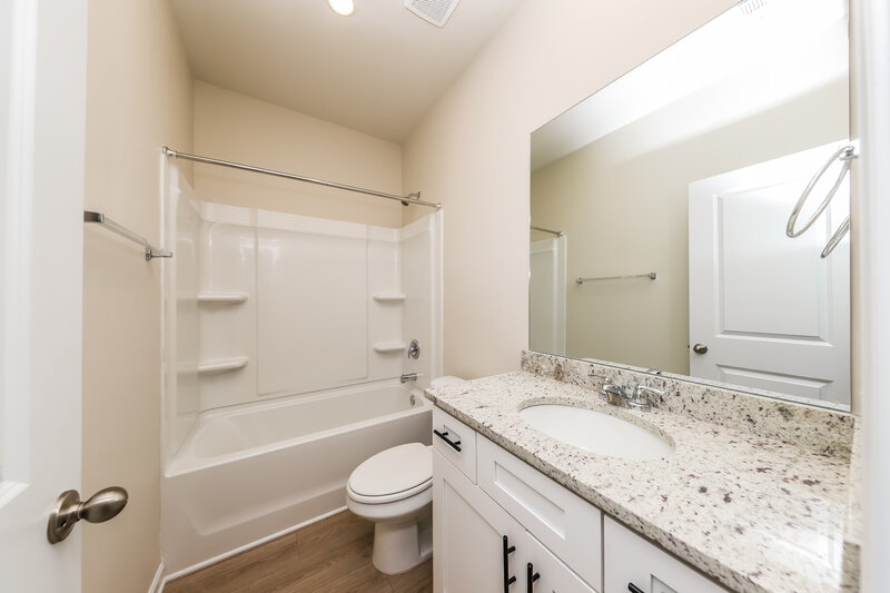 2,155/Mo, 138 Howell Dr Villa Rica, GA 30180 Bathroom View