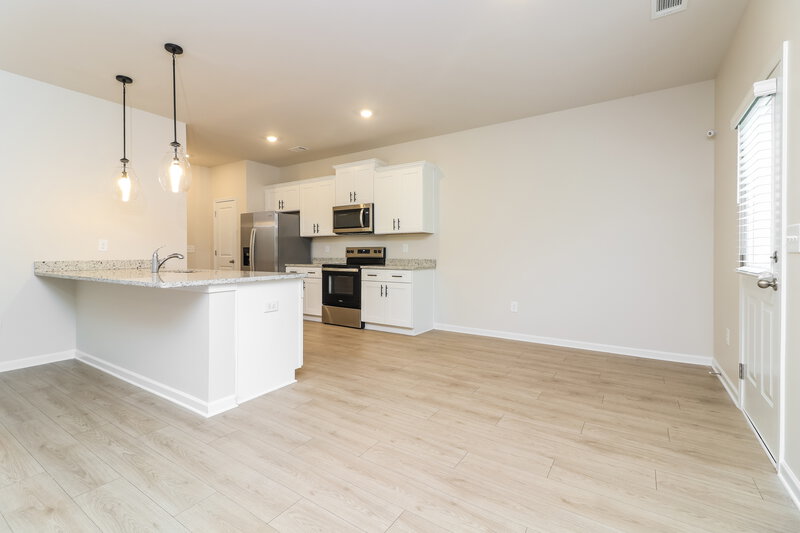 2,100/Mo, 207 Katelyn Way Villa Rica, GA 30180 Dining Room View 2