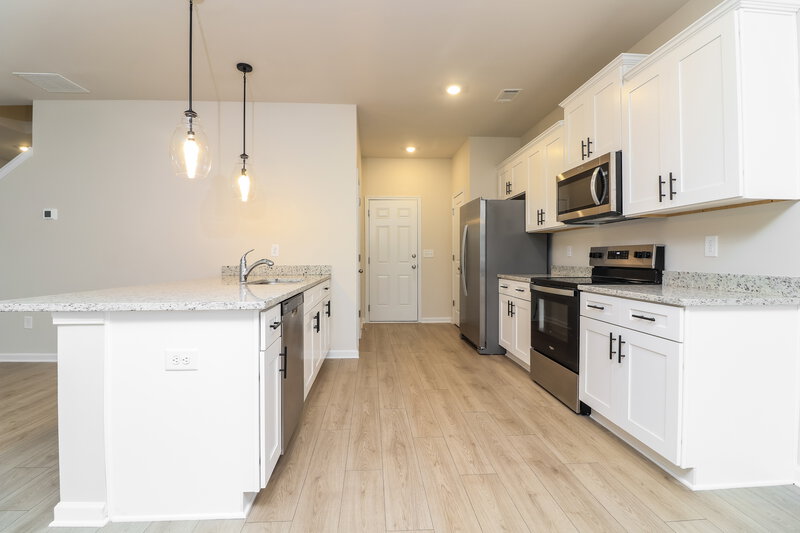 2,100/Mo, 207 Katelyn Way Villa Rica, GA 30180 Kitchen View