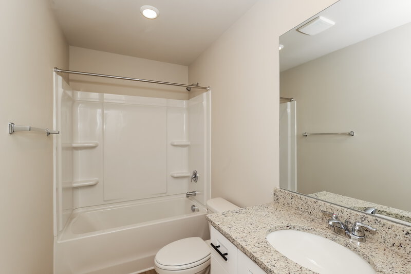 2,060/Mo, 214 Katelyn Way Villa Rica, GA 30180 Bathroom View
