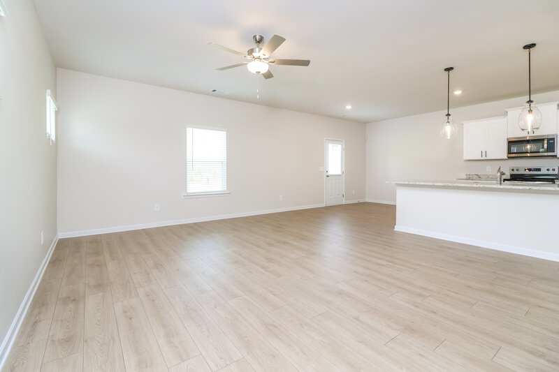 2,060/Mo, 136 Howell Dr Villa Rica, GA 30180 Living Room View