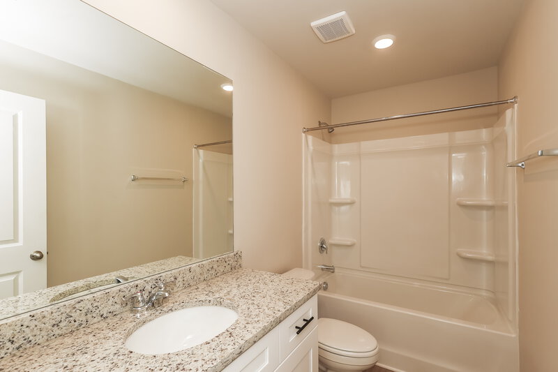 2,170/Mo, 208 Katelyn Way Villa Rica, GA 30180 Bathroom View