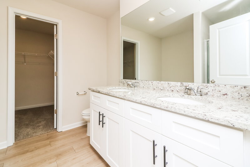 2,170/Mo, 142 Howell Dr Villa Rica, GA 30180 Main Bathroom View