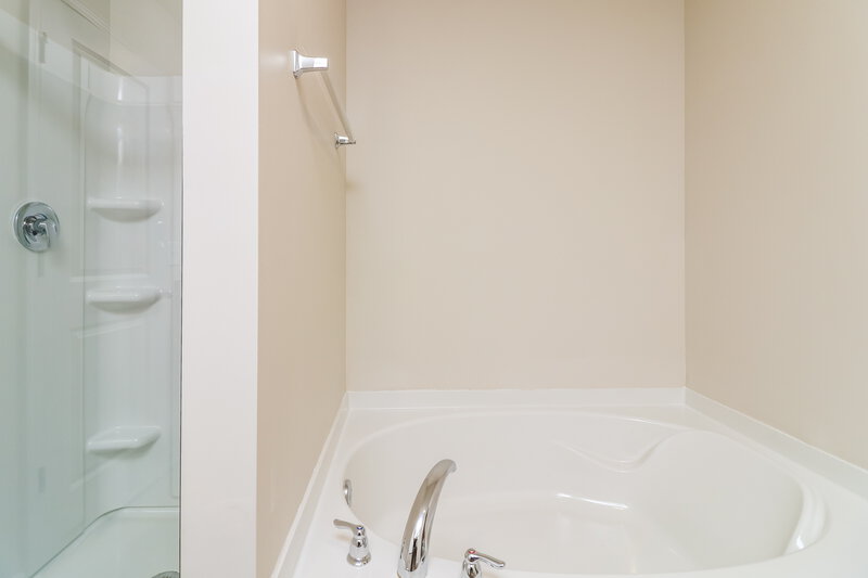 2,170/Mo, 142 Howell Dr Villa Rica, GA 30180 Main Bathroom View 2