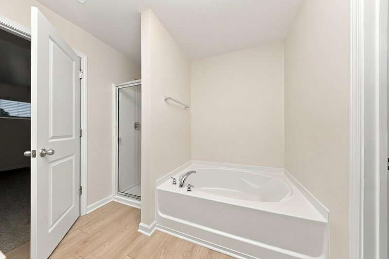 2,145/Mo, 134 Howell Dr Villa Rica, GA 30180 Primary Bathroom View