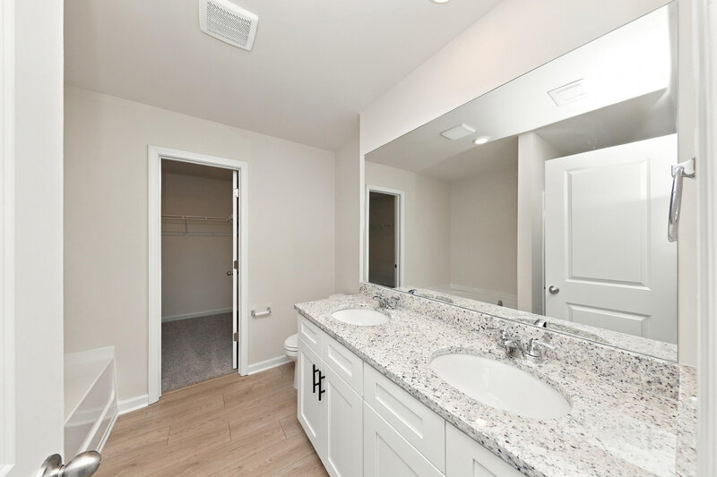 2,145/Mo, 134 Howell Dr Villa Rica, GA 30180 Primary Bathroom View 2