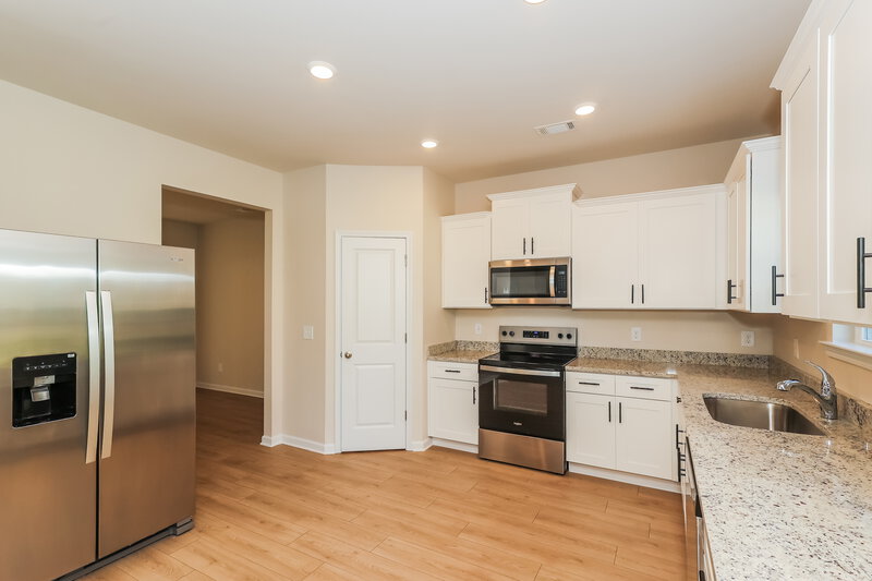 2,300/Mo, 206 Katelyn Way Villa Rica, GA 30180 Kitchen View 2