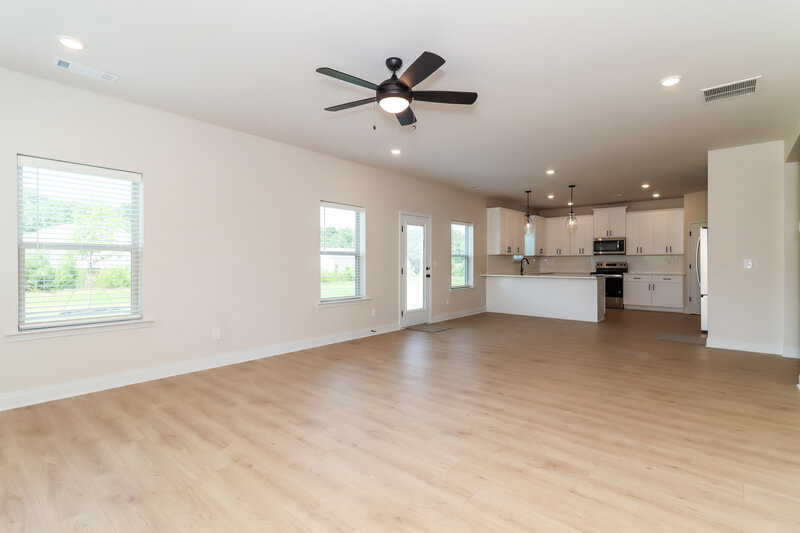 2,400/Mo, 104 Cantrell Way Dallas, GA 30157 Living Room View