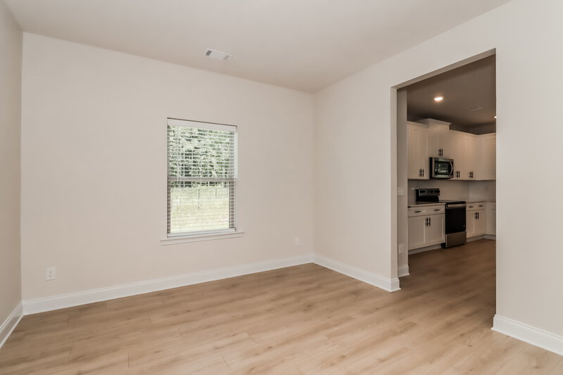 2,450/Mo, 340 Cantrell Dr Dallas, GA 30157 Dining Room View