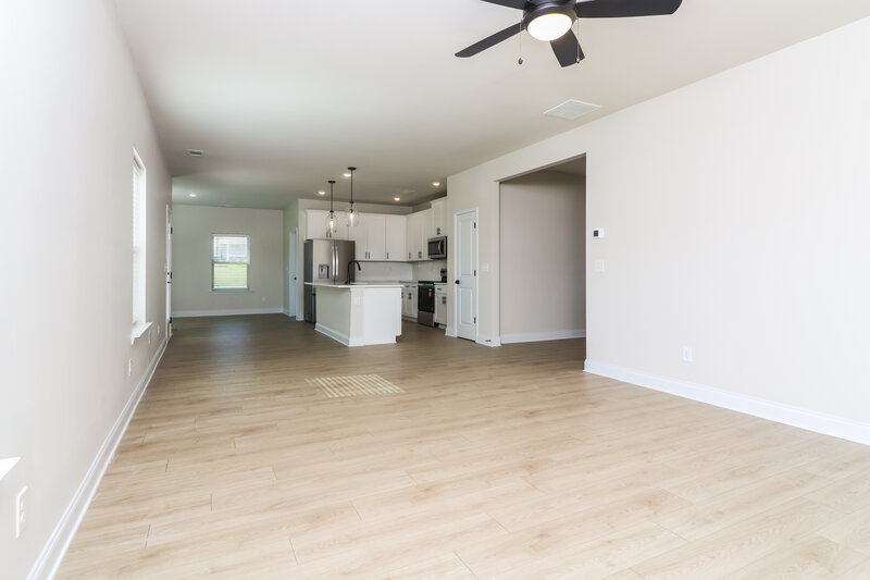 2,495/Mo, 79 Cantrell Way Dallas, GA 30157 Living Room View 2