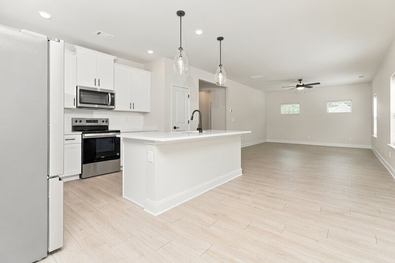 2,495/Mo, 268 Cantrell Dr Dallas, GA 30157 Kitchen View 2