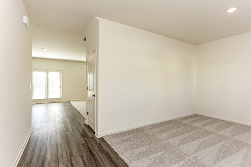 1,995/Mo, 7610 Saffron Ave Covington, GA 30014 Family Room View 2