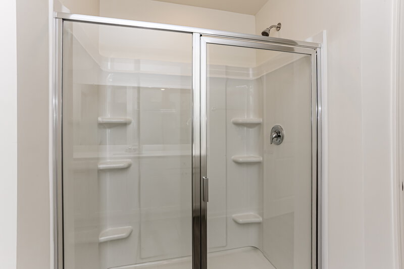 1,995/Mo, 7610 Saffron Ave Covington, GA 30014 Main Bathroom View 2