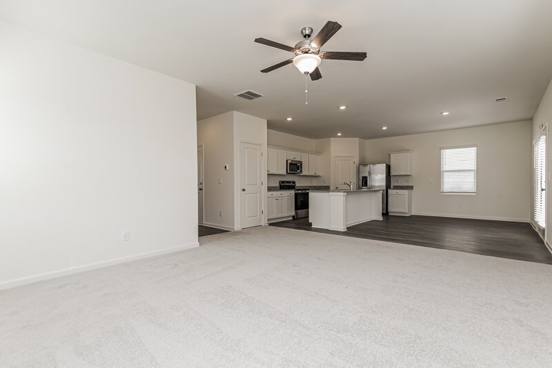 2,025/Mo, 7008 Rochford Dr Covington, GA 30014 Living Room View 2