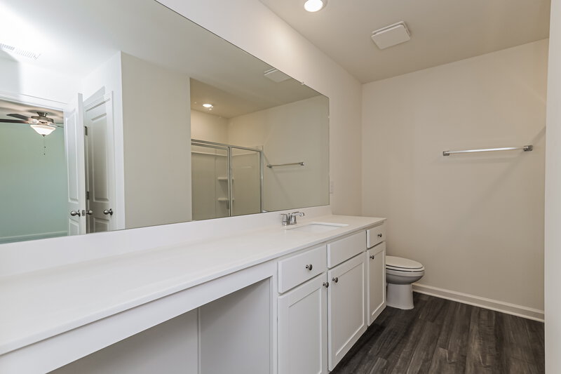 2,025/Mo, 7008 Rochford Dr Covington, GA 30014 Main Bathroom View
