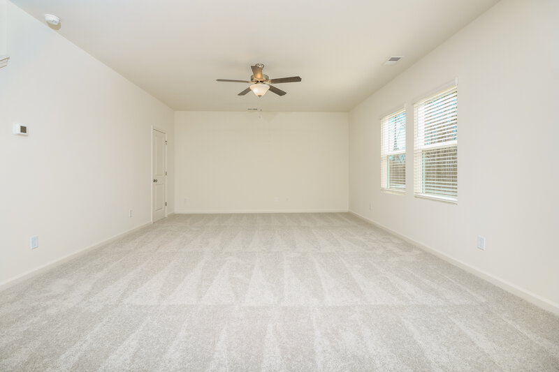 2,195/Mo, 7594 Saffron Ave Covington, GA 30014 Living Room View 2