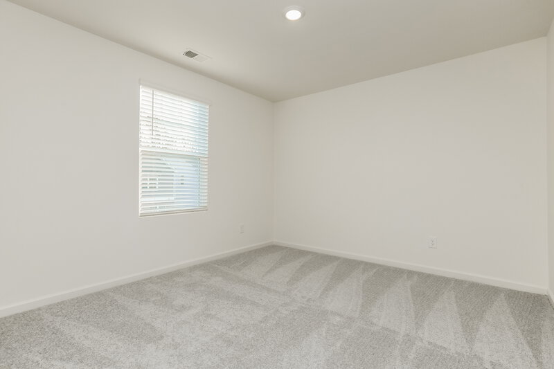 2,250/Mo, 7609 Saffron Ave Covington, GA 30014 Bedroom View 3