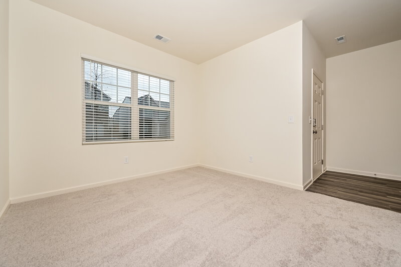 2,350/Mo, 7620 Saffron Ave Covington, GA 30014 Living Room View