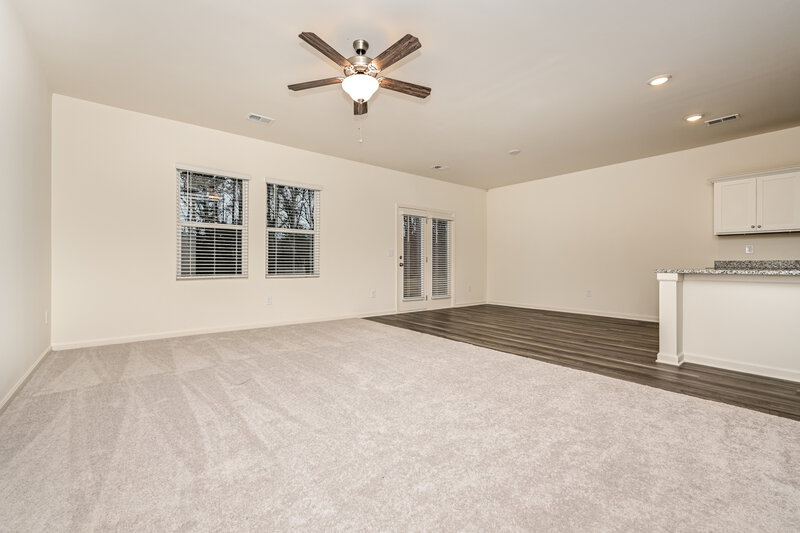 2,350/Mo, 7620 Saffron Ave Covington, GA 30014 Family Room View