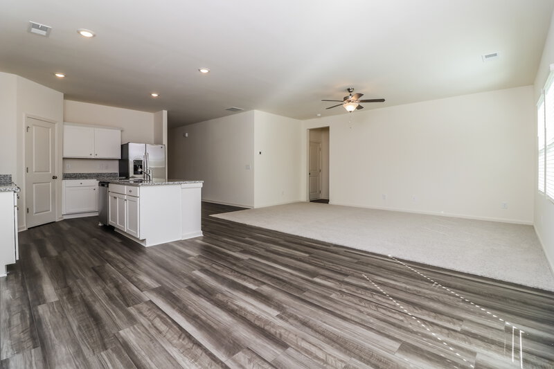 2,500/Mo, 7604 Saffron Ave Covington, GA 30014 Living Room View 4