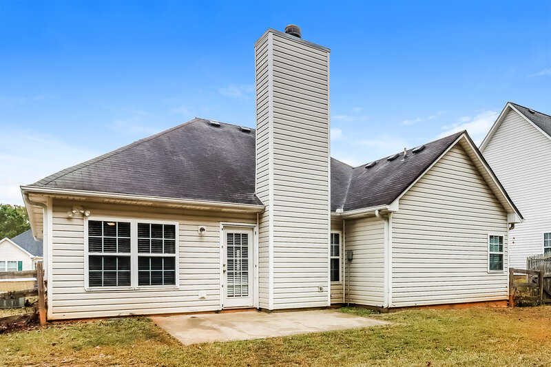 1,500/Mo, 142 St Ann Cir Dallas, GA 30157 Rear View
