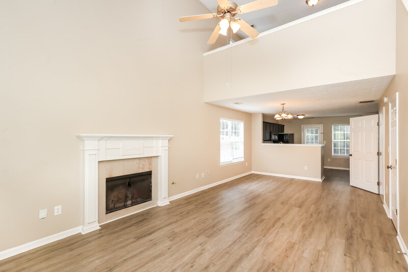 1,885/Mo, 501 St Charles Ave Dallas, GA 30157 Living Room View