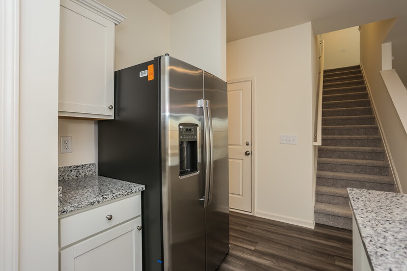 2,140/Mo, 7631 Saffron Ave Covington, GA 30014 Kitchen View 2