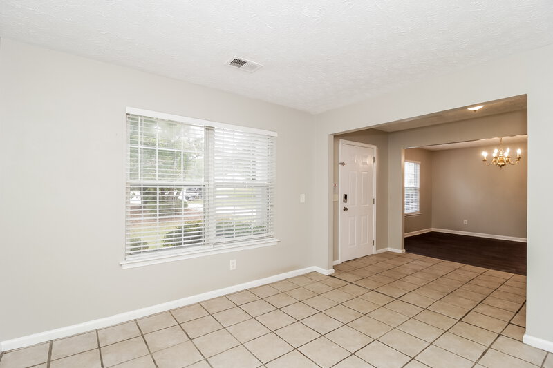 2,200/Mo, 45 Crestview Ct Powder Springs, GA 30127 Family Room View