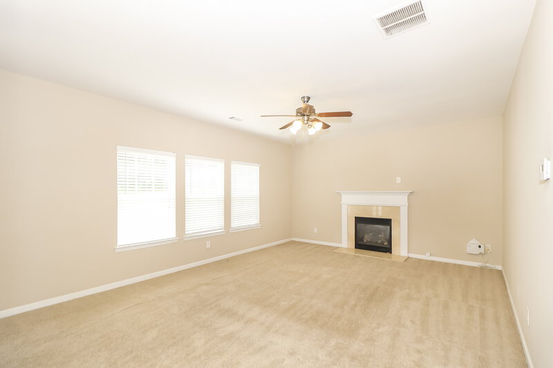 2,275/Mo, 2115 Mina Lane Dr Buford, GA 30519 Living Room View 2