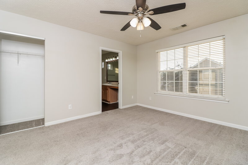 1,945/Mo, 124 Swanee Ln Woodstock, GA 30188 Main Bedroom View