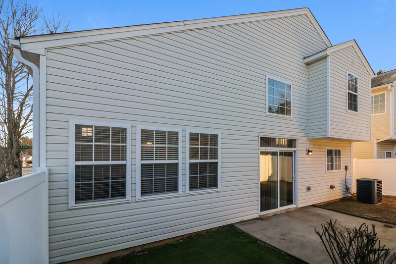 1,945/Mo, 124 Swanee Ln Woodstock, GA 30188 Rear View