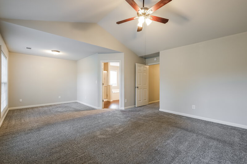 2,275/Mo, 833 Creek Bottom Rd Loganville, GA 30052 Main Bedroom View