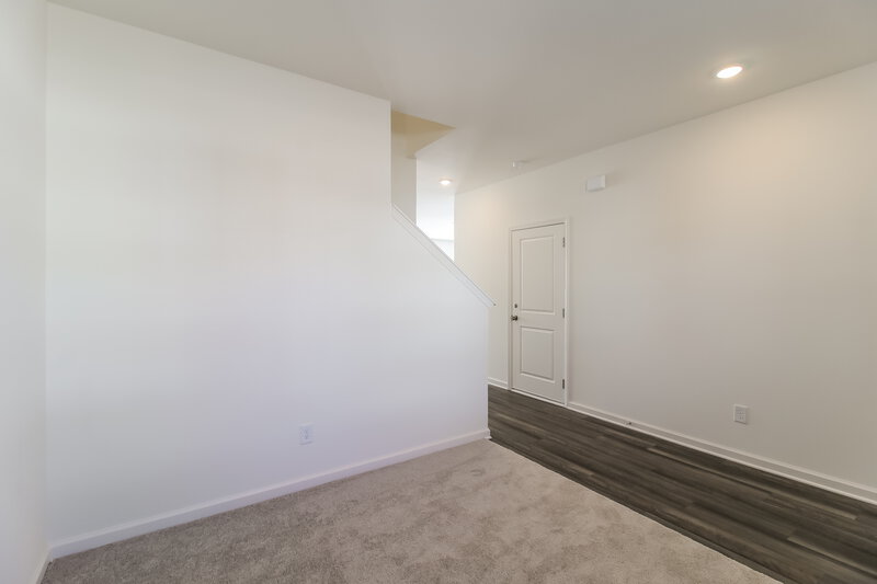 2,075/Mo, 7630 Saffron Ave Covington, GA 30014 Living Room View 2